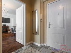 Pronájem bytu 2+1, Karlovy Vary, Zámecký vrch, 51 m2