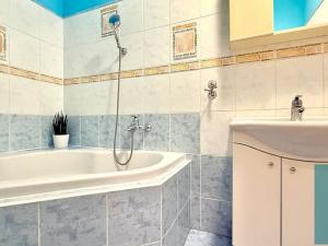 Pronájem bytu 3+1, Kroměříž, Na Lindovce, 85 m2