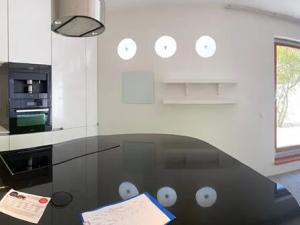 Pronájem bytu 2+kk, Praha - Holešovice, Varhulíkové, 67 m2