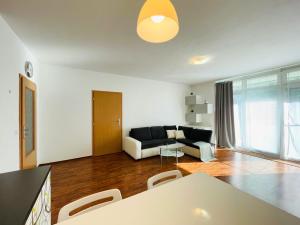 Pronájem bytu 2+kk, Olomouc - Řepčín, gen. Píky, 60 m2