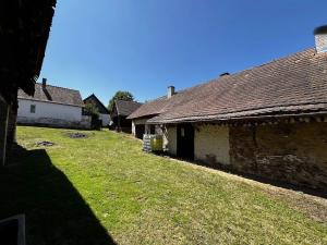 Prodej zemědělské usedlosti, Útěchovice, 90 m2