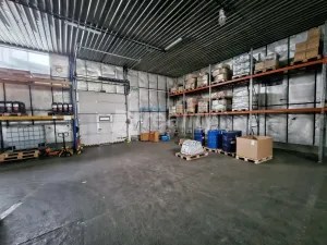 Pronájem skladu, Jihlava, Školní, 250 m2
