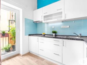 Prodej bytu 1+kk, Praha, Tusarova, 33 m2