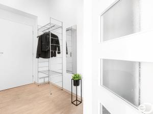 Prodej bytu 1+kk, Praha, Tusarova, 33 m2