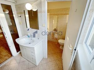 Pronájem bytu 2+1, Praha, Na Skalce, 61 m2