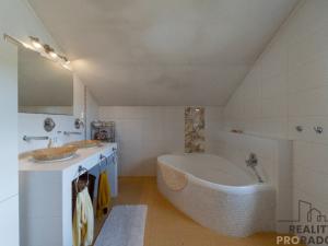 Prodej rodinného domu, Staré Hrady, 175 m2