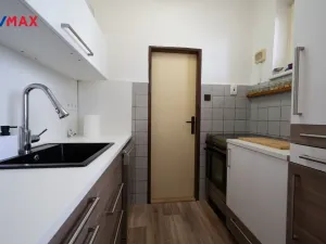 Prodej bytu 4+1, Horoměřice, K Bytovkám, 94 m2