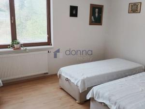 Pronájem bytu 2+kk, Praha, Lékařská, 53 m2