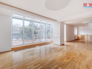 Pronájem kanceláře, Praha - Braník, Údolní, 330 m2
