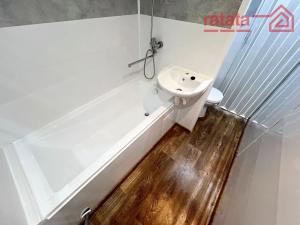 Pronájem bytu 2+1, Chomutov, Borová, 60 m2