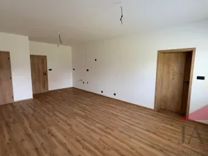Prodej bytu 2+kk, Dlouhá Ves, 48 m2