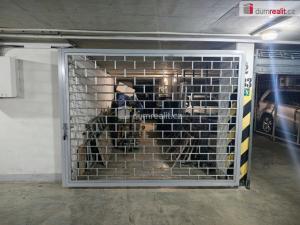 Prodej garáže, Praha - Košíře, Zahradníčkova, 40 m2