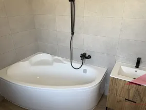 Prodej bytu 2+kk, Dlouhá Ves, 48 m2