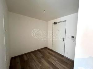 Pronájem bytu 2+kk, Praha, Zlochova, 54 m2
