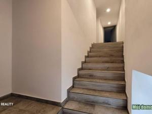 Prodej vícegeneračního domu, Vrutice - Svařenice, 1143 m2