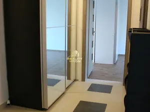 Pronájem bytu 2+1, Chomutov, Vrchlického, 55 m2