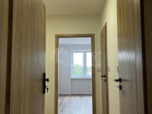 Pronájem bytu 1+kk, Louny, Husova, 38 m2