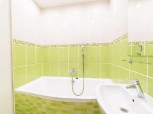 Pronájem bytu 2+kk, Ostrava, Gen. Sochora, 60 m2