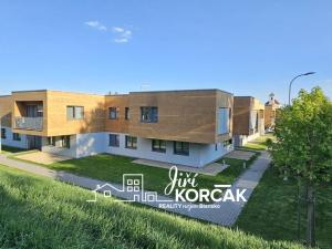 Pronájem bytu 2+kk, Slavkov u Brna, Pod Oborou, 69 m2
