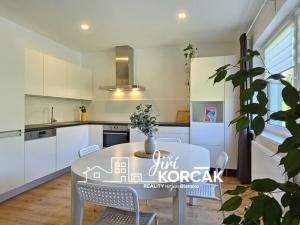 Pronájem bytu 2+kk, Slavkov u Brna, Pod Oborou, 69 m2