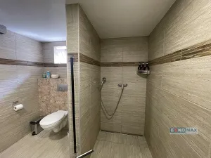 Prodej rodinného domu, Hlohovec, Hlavní, 267 m2