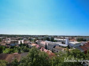 Pronájem bytu 2+1, Břeclav, J. Palacha, 48 m2
