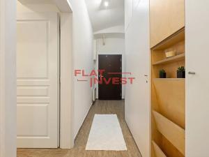 Pronájem bytu 1+1, Praha - Dejvice, Kafkova, 42 m2