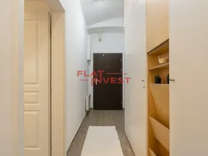 Pronájem bytu 1+1, Praha - Dejvice, Kafkova, 42 m2