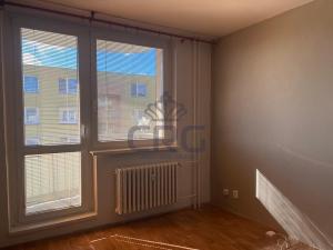 Pronájem bytu 2+1, Hrušovany u Brna, Sídliště, 61 m2