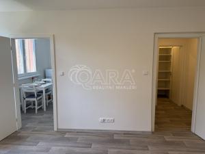 Pronájem bytu 1+1, Kopřivnice, Pod Zahradami, 37 m2