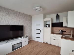 Pronájem bytu 1+kk, Ústí nad Labem, Malátova, 23 m2