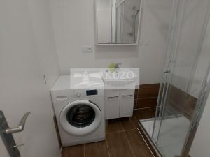 Pronájem bytu 1+kk, Praha, Tobrucká, 30 m2