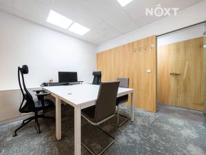 Prodej obchodního prostoru, Pardubice, Na Spravedlnosti, 200 m2