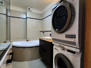 Pronájem bytu 4+kk, Jesenice, Lomená, 81 m2