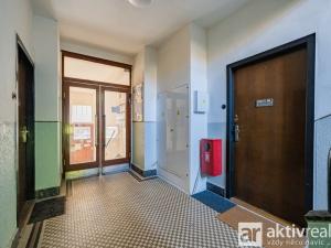 Prodej komerční nemovitosti, Praha - Strašnice, Vykáňská, 37 m2