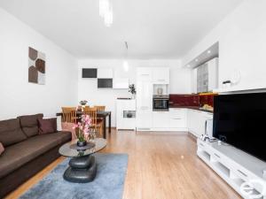 Prodej bytu 2+kk, Praha, Heinemannova, 63 m2