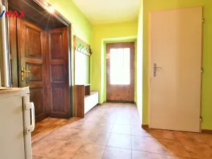 Prodej rodinného domu, Lázně Bělohrad, Malé náměstí, 82 m2