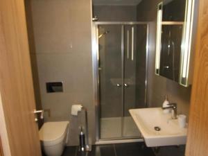 Pronájem bytu 1+kk, Praha, Štěchovická, 40 m2
