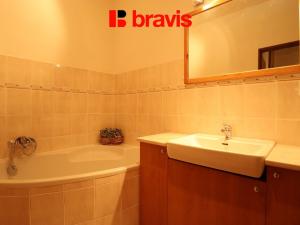 Pronájem bytu 2+kk, Brno - Komárov, Lomená, 62 m2
