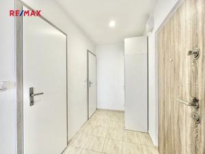 Pronájem bytu 2+kk, Kladno, Čs. armády, 45 m2
