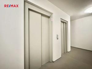 Pronájem bytu 2+kk, Kladno, Čs. armády, 45 m2