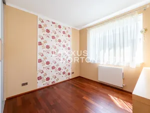 Pronájem rodinného domu, Praha - Dejvice, Hanzelkova, 219 m2