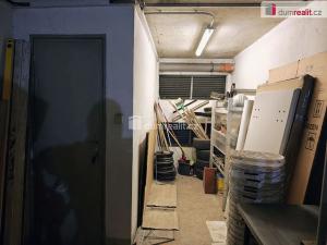 Prodej garáže, Praha - Košíře, Zahradníčkova, 40 m2