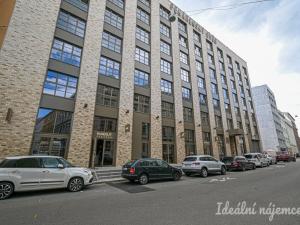 Pronájem bytu 1+kk, Brno, Bratislavská, 35 m2