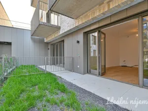 Pronájem bytu 1+kk, Brno, Bratislavská, 35 m2