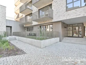 Pronájem bytu 1+kk, Brno, Bratislavská, 35 m2