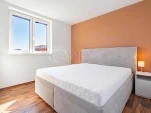 Prodej rodinného domu, Králův Dvůr - Levín, Na Lucberku, 98 m2