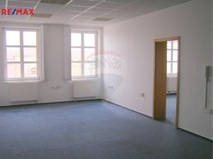 Pronájem kanceláře, Hradec Králové, Malé náměstí, 79 m2