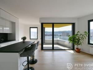 Pronájem bytu 2+kk, Praha - Karlín, Sokolova, 58 m2