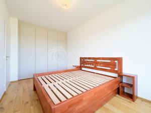 Pronájem bytu 2+kk, Praha - Karlín, Sokolova, 60 m2